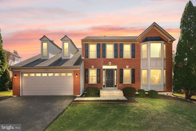 14379 ROUND LICK LN, Centreville, VA 20120