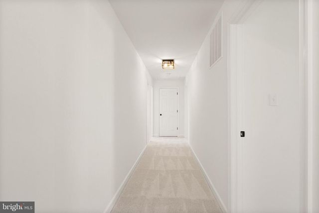 14379 ROUND LICK LN, Centreville, VA 20120