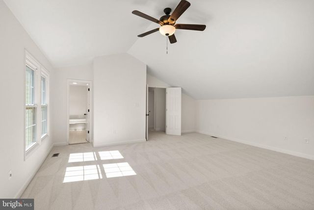 14379 ROUND LICK LN, Centreville, VA 20120