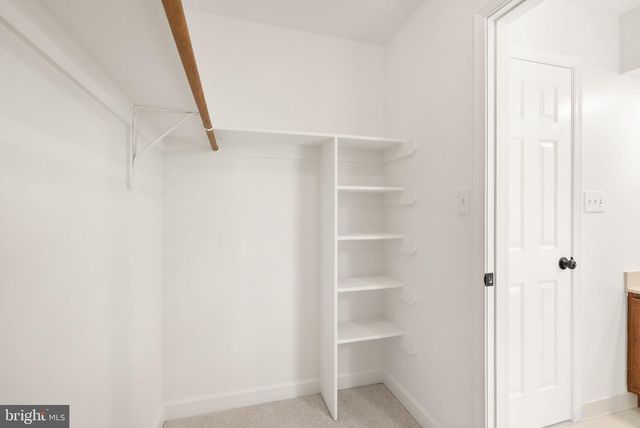 14379 ROUND LICK LN, Centreville, VA 20120