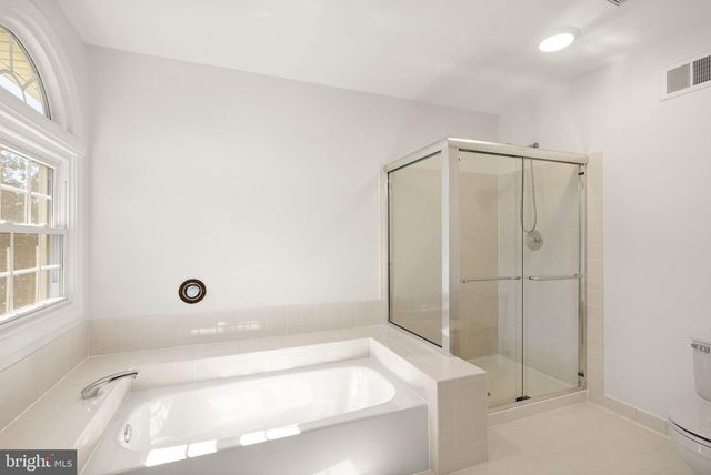 14379 ROUND LICK LN, Centreville, VA 20120