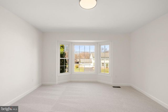 14379 ROUND LICK LN, Centreville, VA 20120