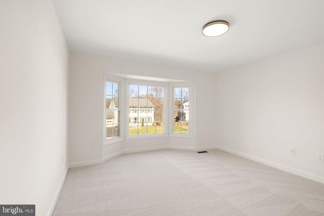 14379 ROUND LICK LN, Centreville, VA 20120