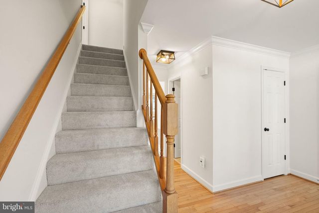 14379 ROUND LICK LN, Centreville, VA 20120