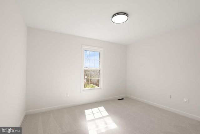 14379 ROUND LICK LN, Centreville, VA 20120