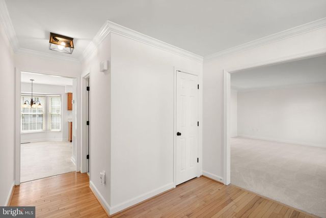 14379 ROUND LICK LN, Centreville, VA 20120