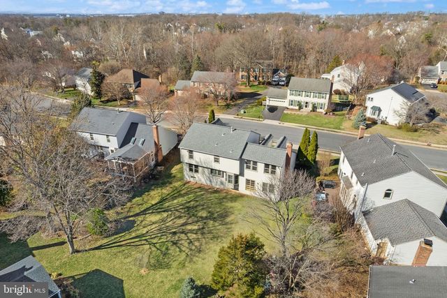 14379 ROUND LICK LN, Centreville, VA 20120