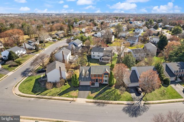 14379 ROUND LICK LN, Centreville, VA 20120