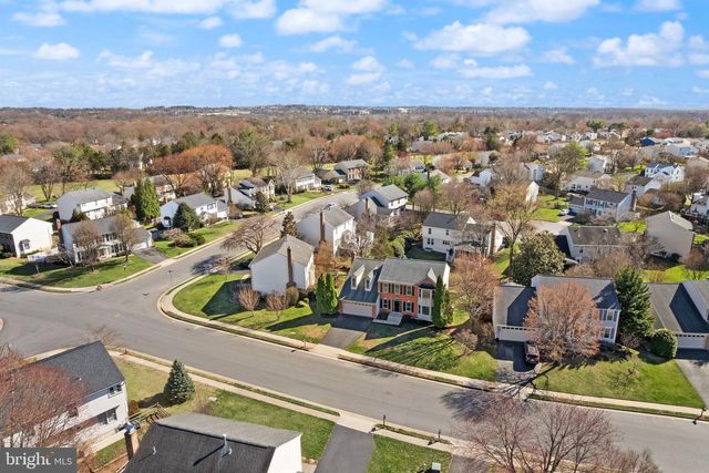 14379 ROUND LICK LN, Centreville, VA 20120