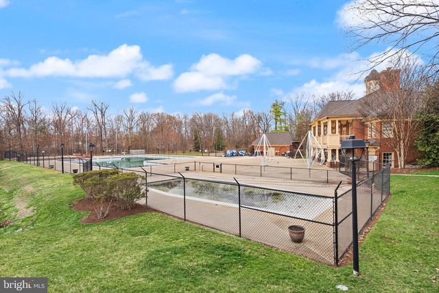 14379 ROUND LICK LN, Centreville, VA 20120