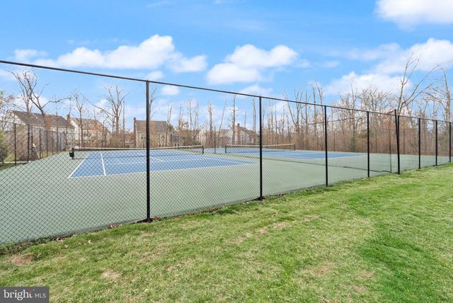 14379 ROUND LICK LN, Centreville, VA 20120