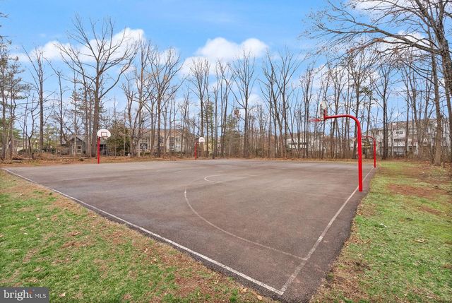 14379 ROUND LICK LN, Centreville, VA 20120