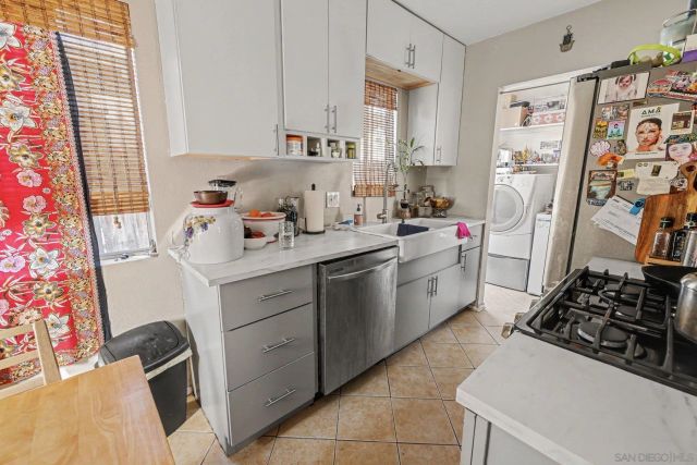 1109-1111 Grand, San Diego, CA 92109