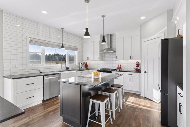 1261 Skyview Circle NW, Rochester, MN 55901