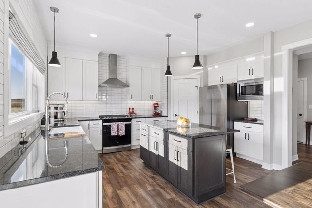 1261 Skyview Circle NW, Rochester, MN 55901