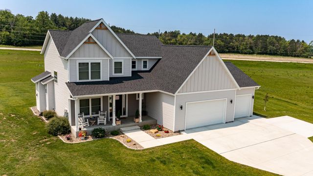 1261 Skyview Circle NW, Rochester, MN 55901