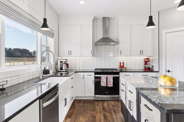 1261 Skyview Circle NW, Rochester, MN 55901