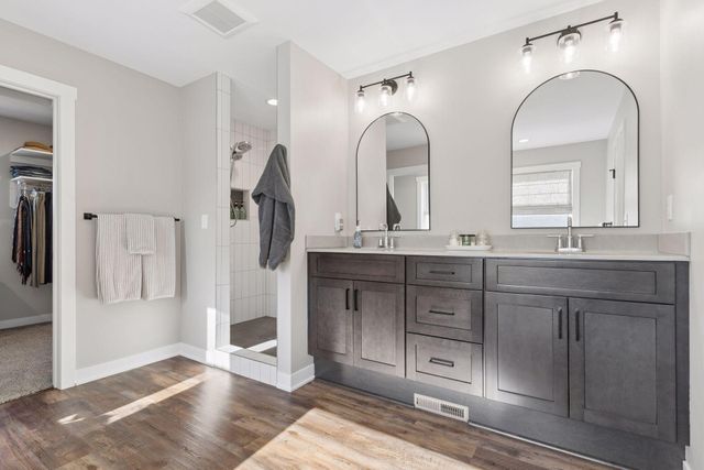 1261 Skyview Circle NW, Rochester, MN 55901