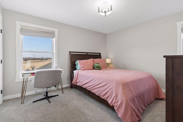 1261 Skyview Circle NW, Rochester, MN 55901