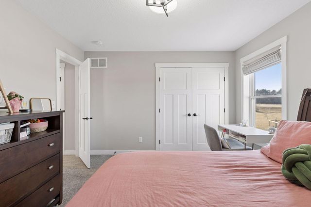 1261 Skyview Circle NW, Rochester, MN 55901