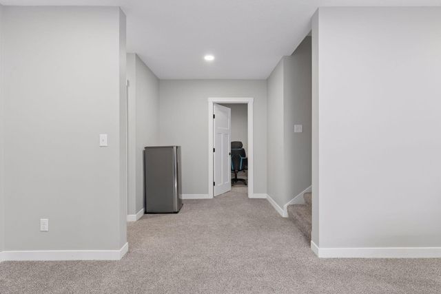 1261 Skyview Circle NW, Rochester, MN 55901