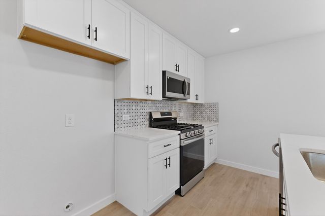 3853 Happy Canyon Drive, Dallas, TX 75241