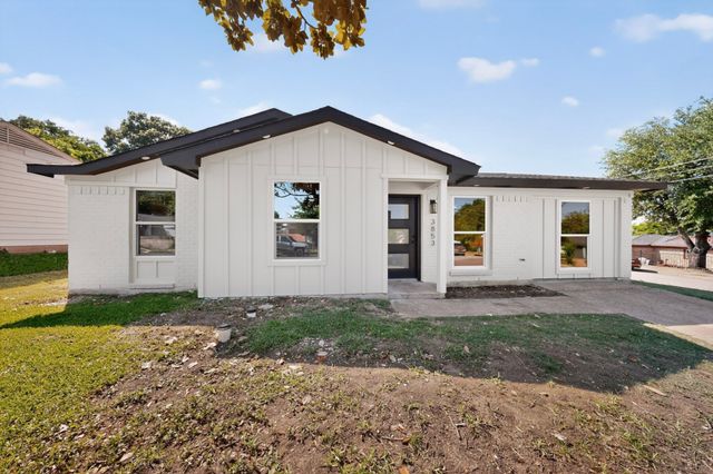 3853 Happy Canyon Drive, Dallas, TX 75241
