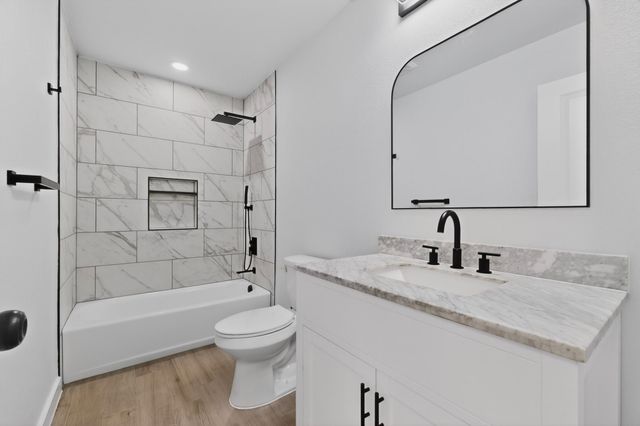 3853 Happy Canyon Drive, Dallas, TX 75241