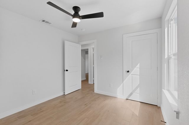 3853 Happy Canyon Drive, Dallas, TX 75241