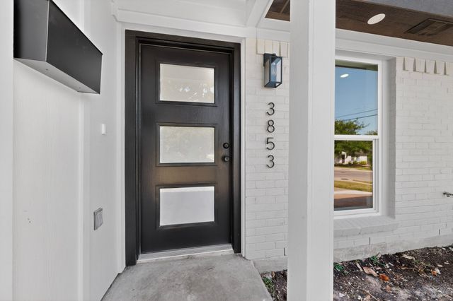 3853 Happy Canyon Drive, Dallas, TX 75241