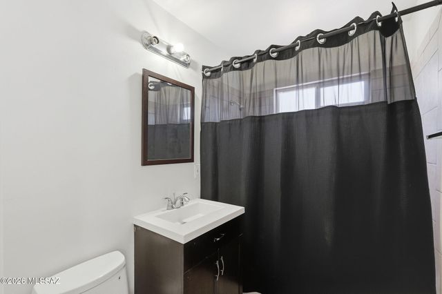 2721 E Fort Lowell Road, Tucson, AZ 85716