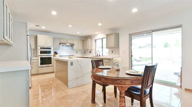 3955 Belfry Circle, Corona, CA 92883