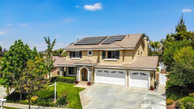 3955 Belfry Circle, Corona, CA 92883