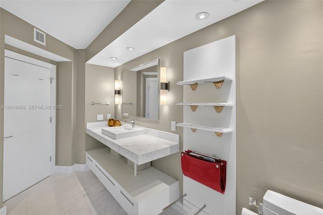 1500 Ocean Dr 507, Miami Beach, FL 33139