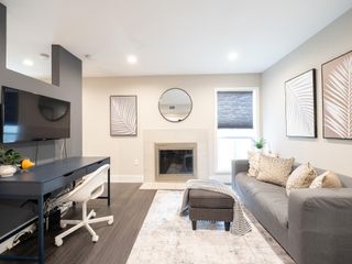 935 La Posada DR 131, Austin, TX 78752