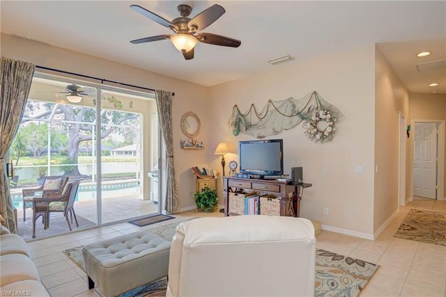 9005 Falcon Pointe LOOP, Fort Myers, FL 33912