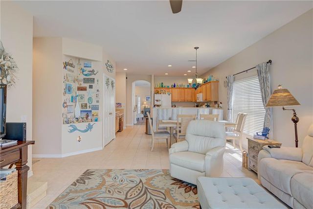 9005 Falcon Pointe LOOP, Fort Myers, FL 33912