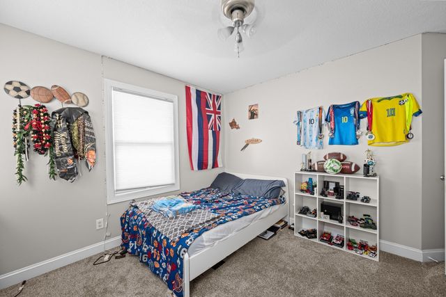 1302 Eagles Crest Drive, Davenport, IA 52804