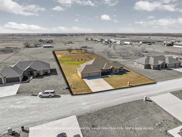 10821 NE Seaside Ln, Elgin, OK 73538