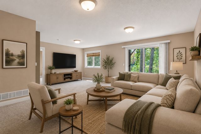 12317 74th Avenue N, Maple Grove, MN 55369