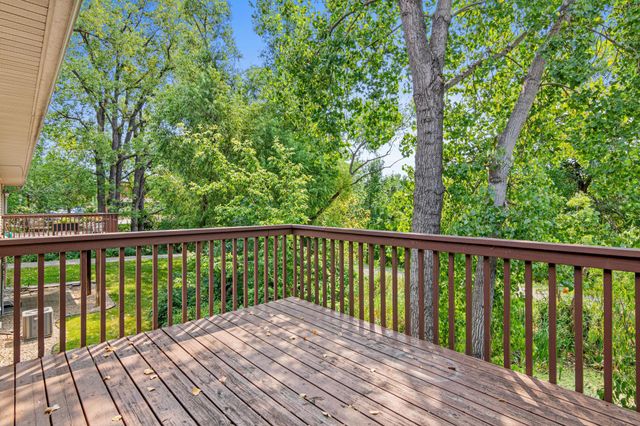12317 74th Avenue N, Maple Grove, MN 55369