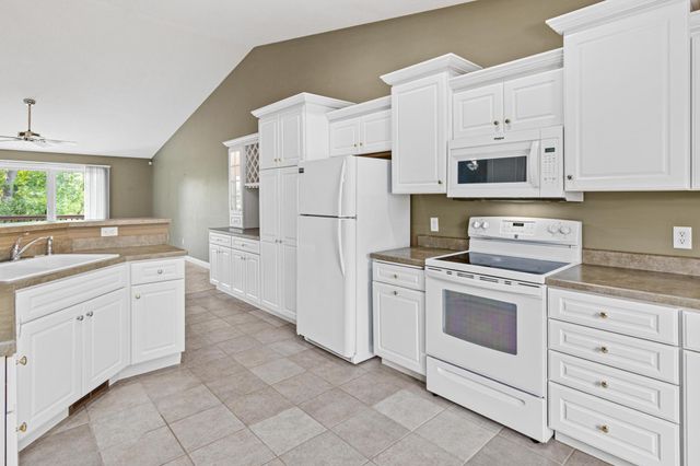 12317 74th Avenue N, Maple Grove, MN 55369