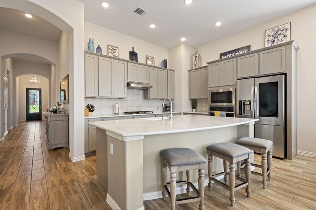 22601 Maidengrass LN, Lago Vista, TX 78645