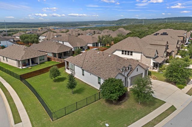 22601 Maidengrass LN, Lago Vista, TX 78645