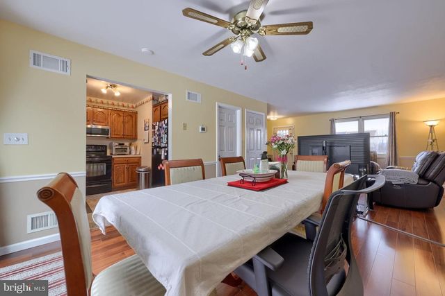 53 ORIOLE DR, Ephrata, PA 17522