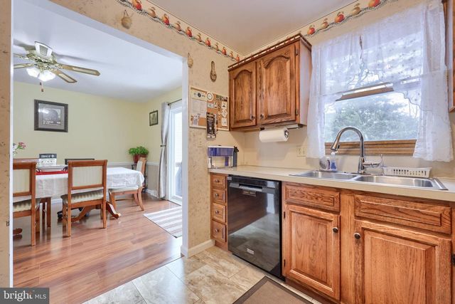 53 ORIOLE DR, Ephrata, PA 17522