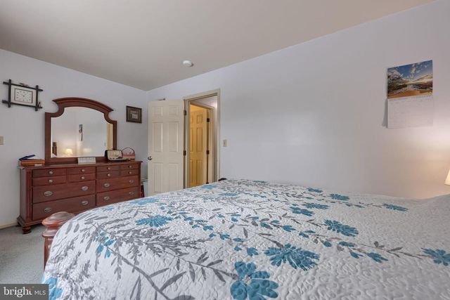 53 ORIOLE DR, Ephrata, PA 17522