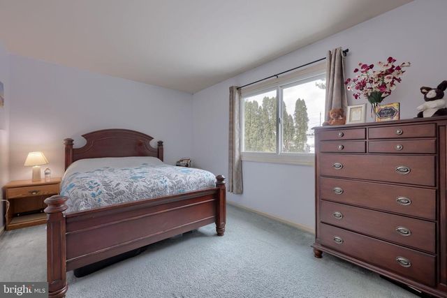 53 ORIOLE DR, Ephrata, PA 17522