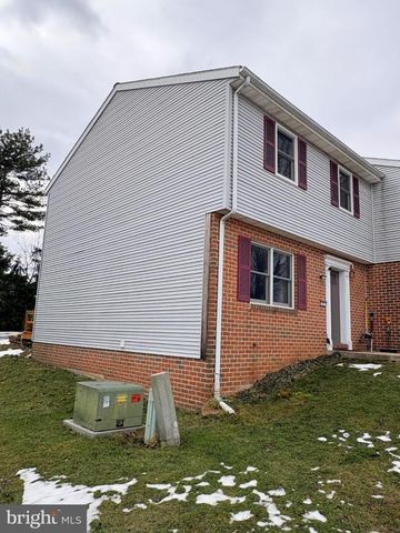 53 ORIOLE DR, Ephrata, PA 17522