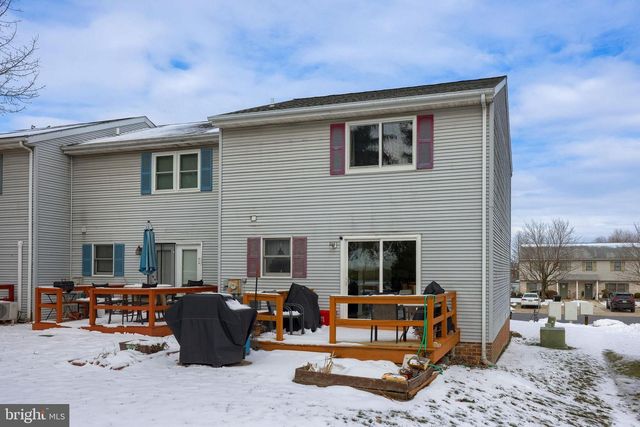 53 ORIOLE DR, Ephrata, PA 17522